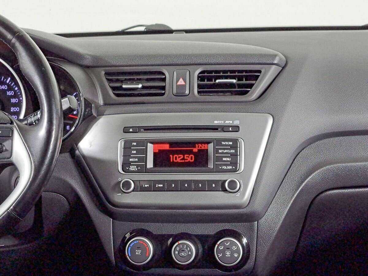 Kia Rio, 2016 Фото №13