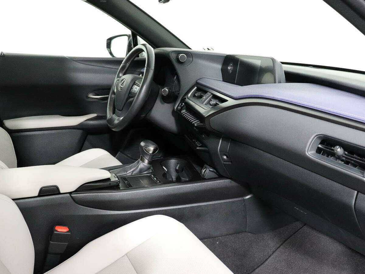 Lexus UX 250h, 2019 Фото №6