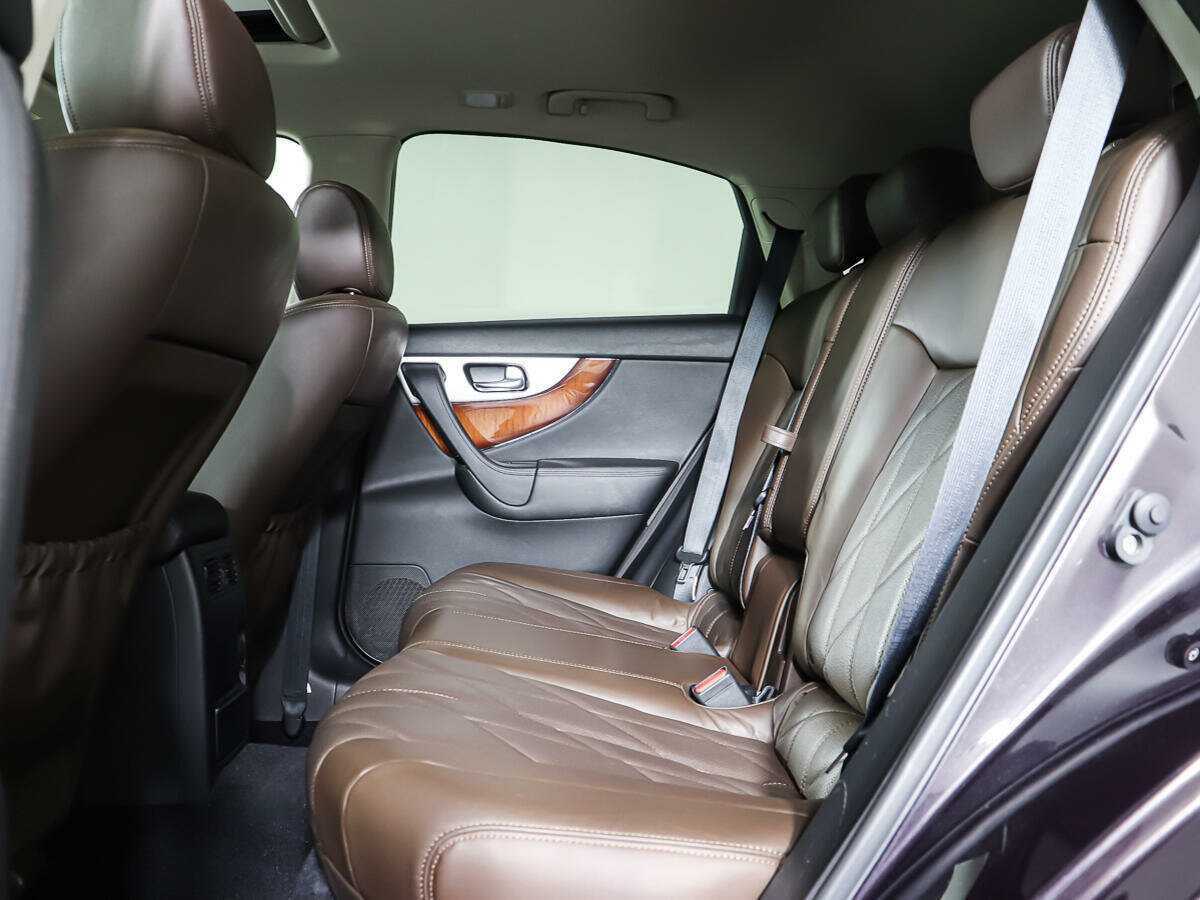 Infiniti FX37, 2012 Фото №10