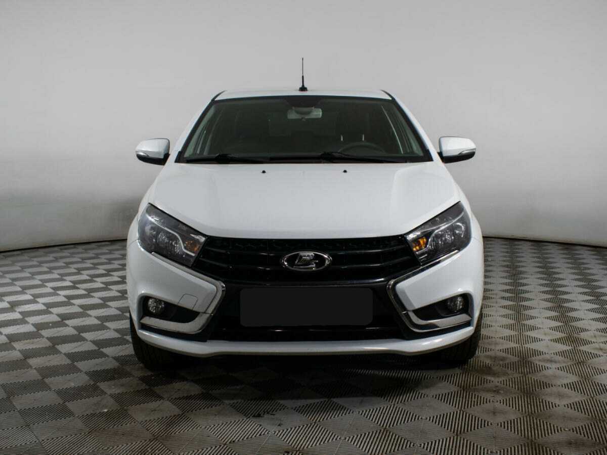Lada (ВАЗ) Vesta, 2018 - 64 450 км. | Фото №2