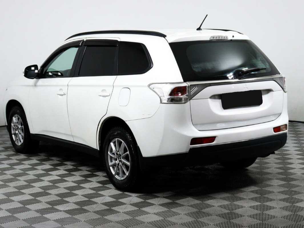 Mitsubishi Outlander, 2013 Фото №7