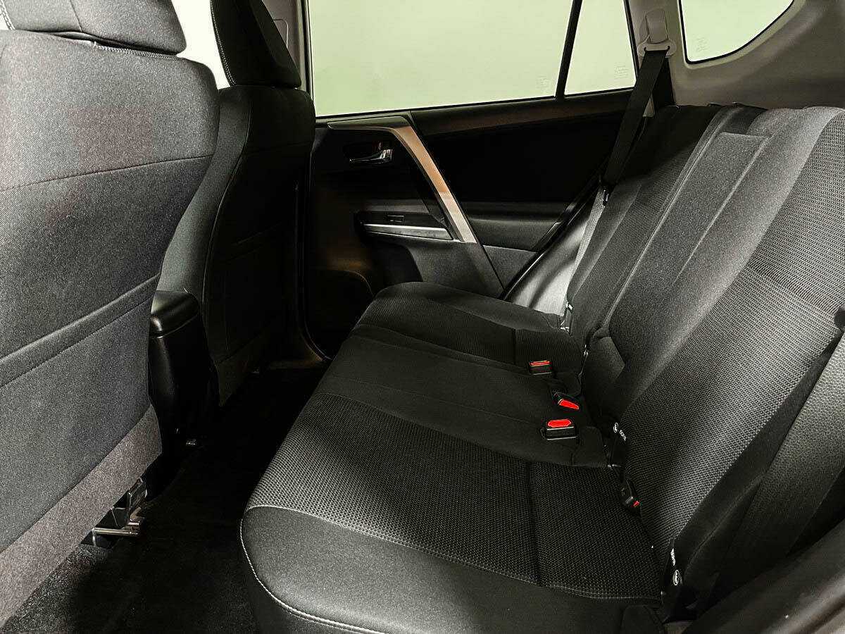 Toyota RAV4, 2016 - 104 000 км. | Фото №8