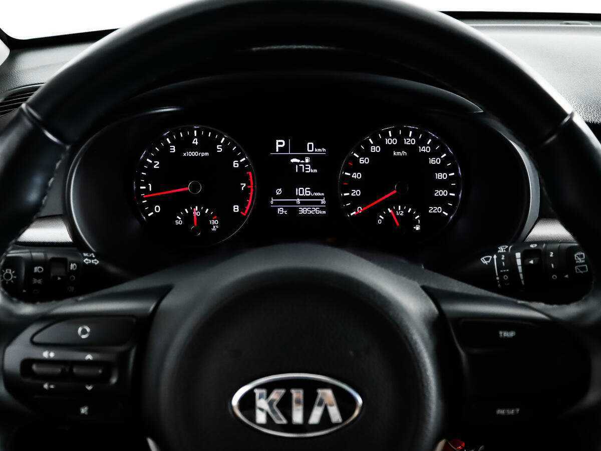 Kia Rio X-Line, 2018 Фото №15