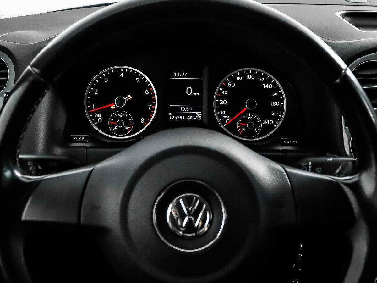 Volkswagen Tiguan, 2014 Фото №15