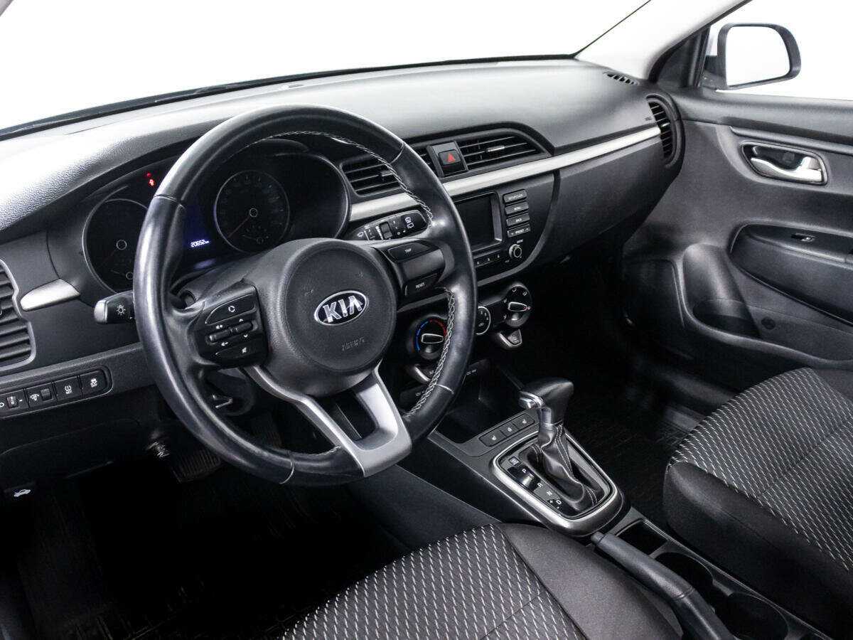 Kia Rio X-Line, 2018 Фото №11
