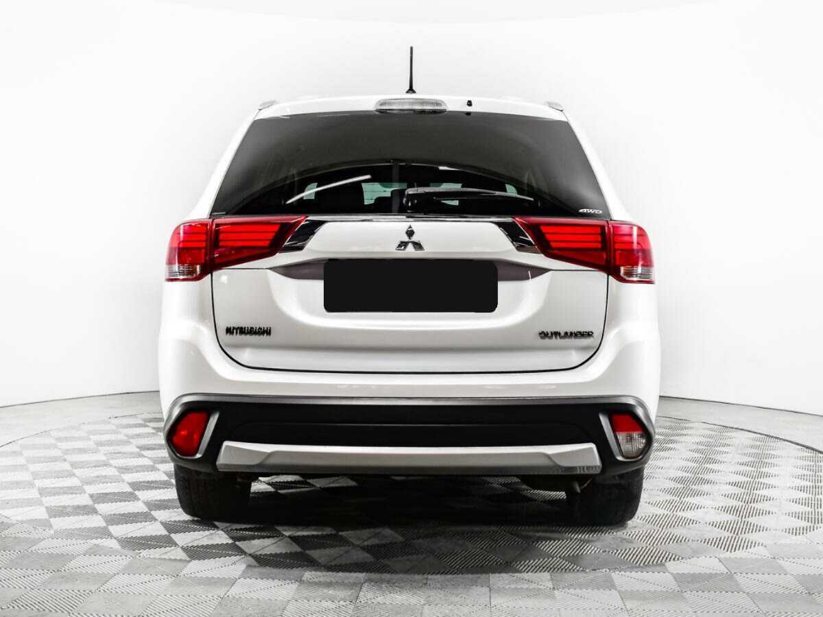 Mitsubishi Outlander, 2015 - 270 387 км. | Фото №6