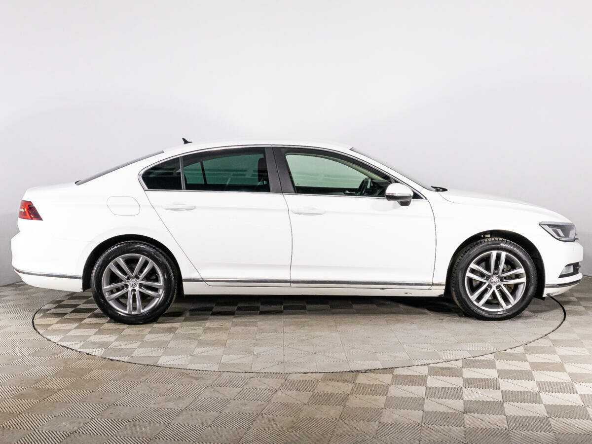 Volkswagen Passat DSG7, 2017 - 210 270 км. | Фото №4