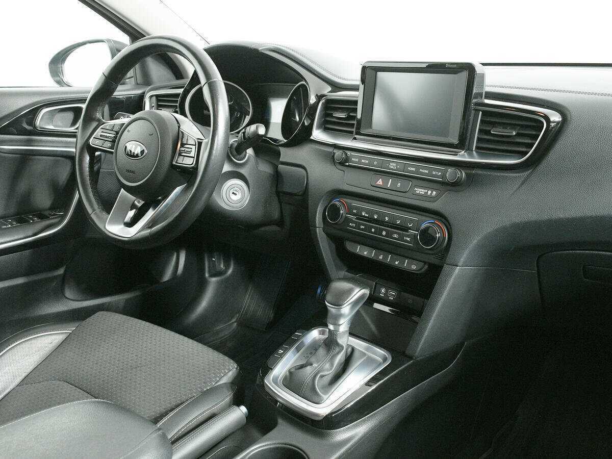 Kia Ceed, 2018 Фото №9