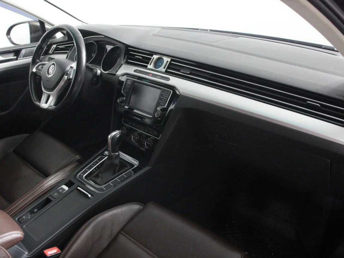 Volkswagen Passat DSG7, 2017 Фото №9