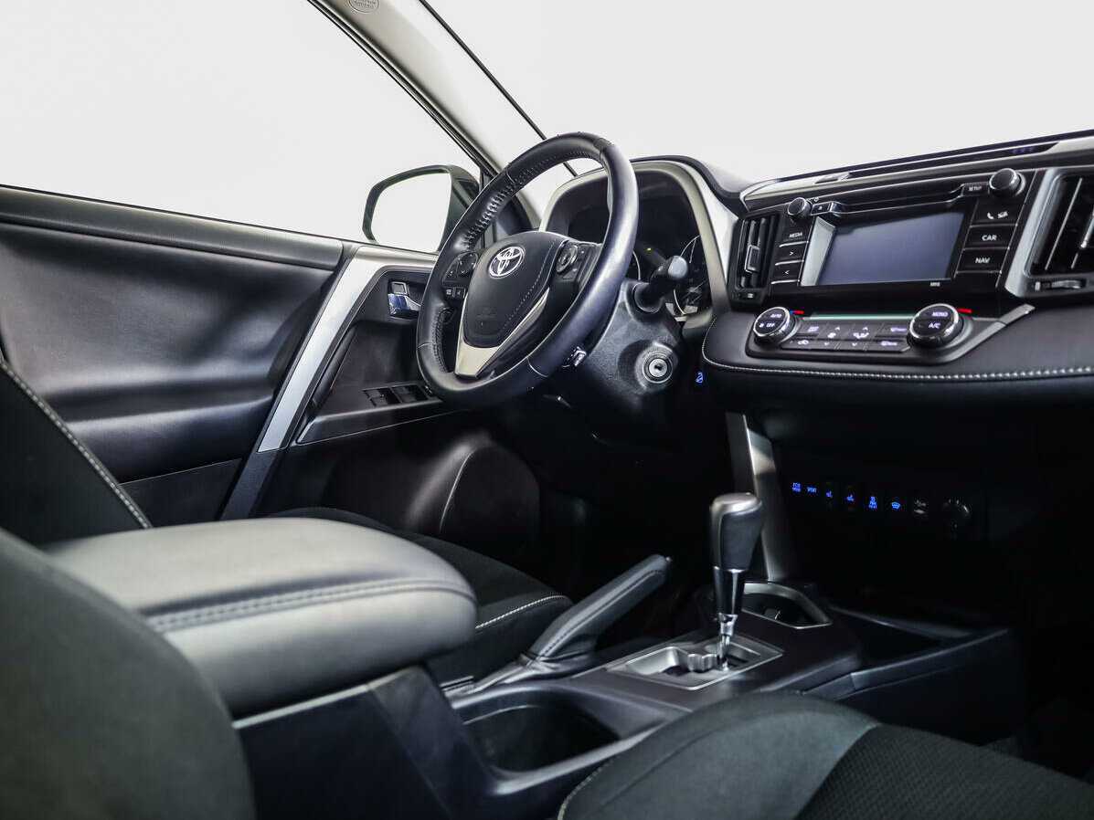 Toyota RAV4, 2015 - 108 320 км. | Фото №8
