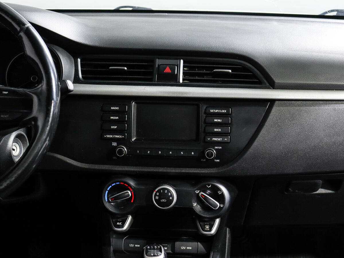 Kia Rio, 2017 Фото №13