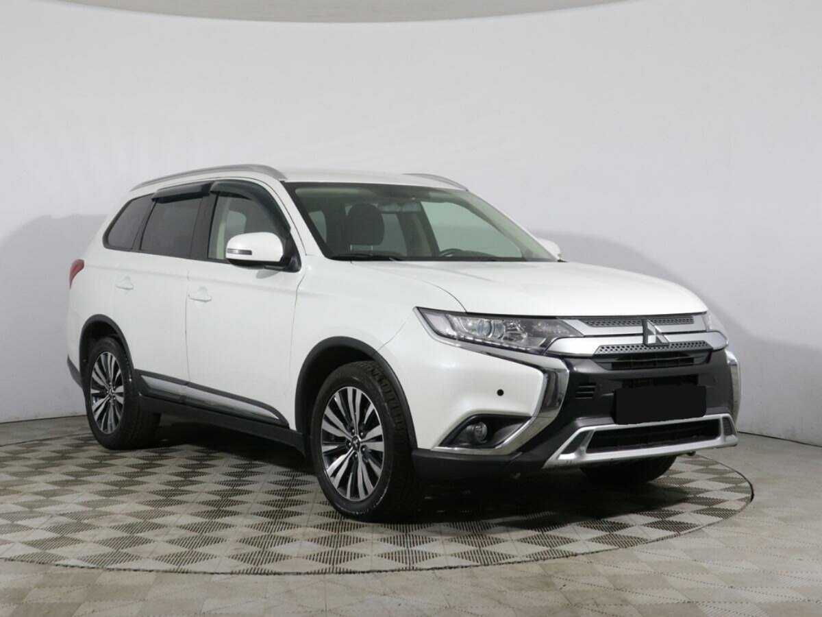 Mitsubishi Outlander, 2019 - 78 750 км. | Фото №3