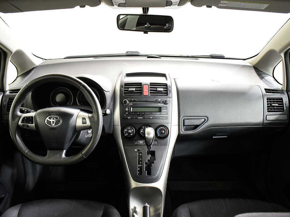 Toyota Auris, 2012 Фото №12