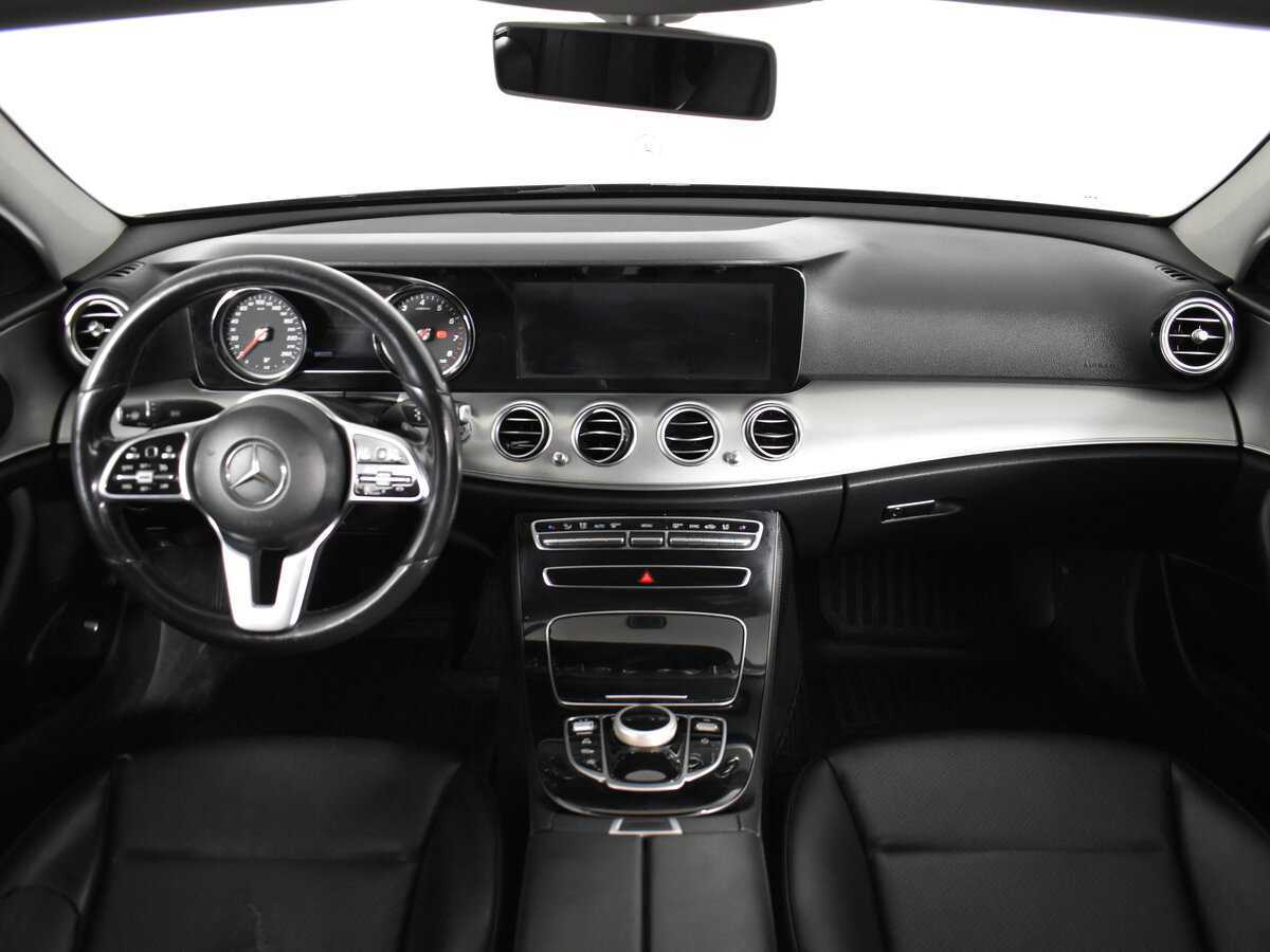 Mercedes-Benz E-Класс 200, 2018 Фото №12