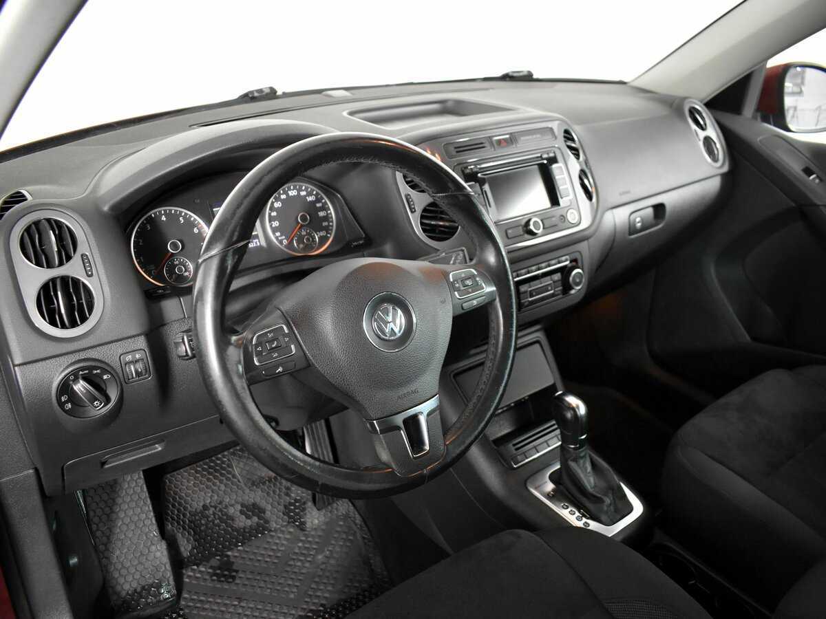 Volkswagen Tiguan, 2012 Фото №11