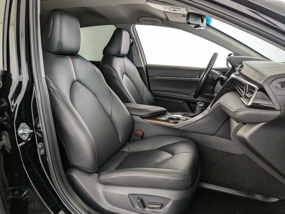 Toyota Camry, 2020 Фото №15