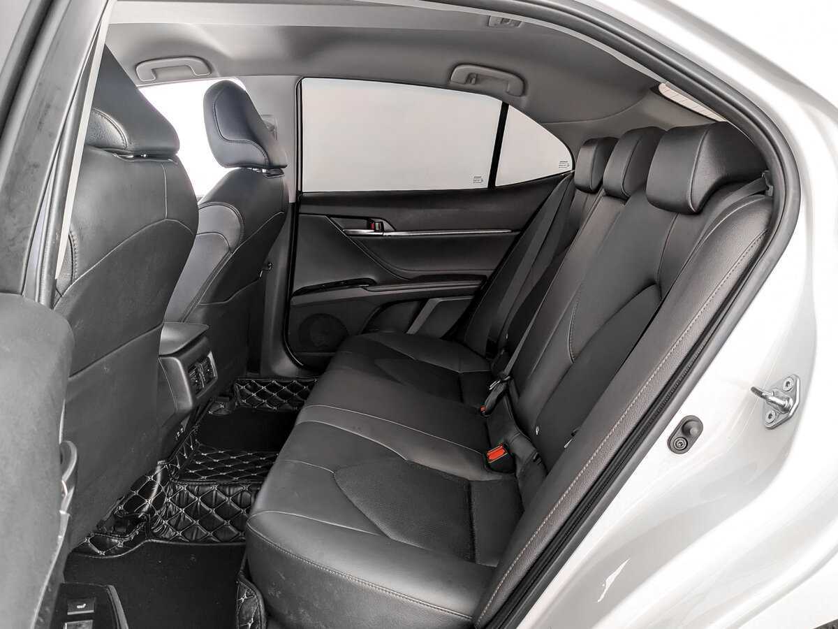 Toyota Camry, 2021 Фото №10