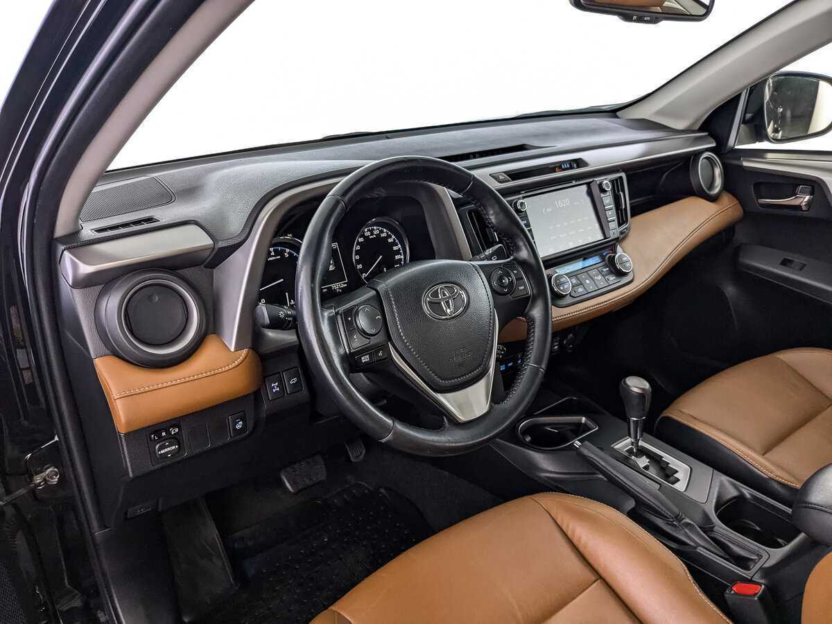 Toyota RAV4, 2017 Фото №11