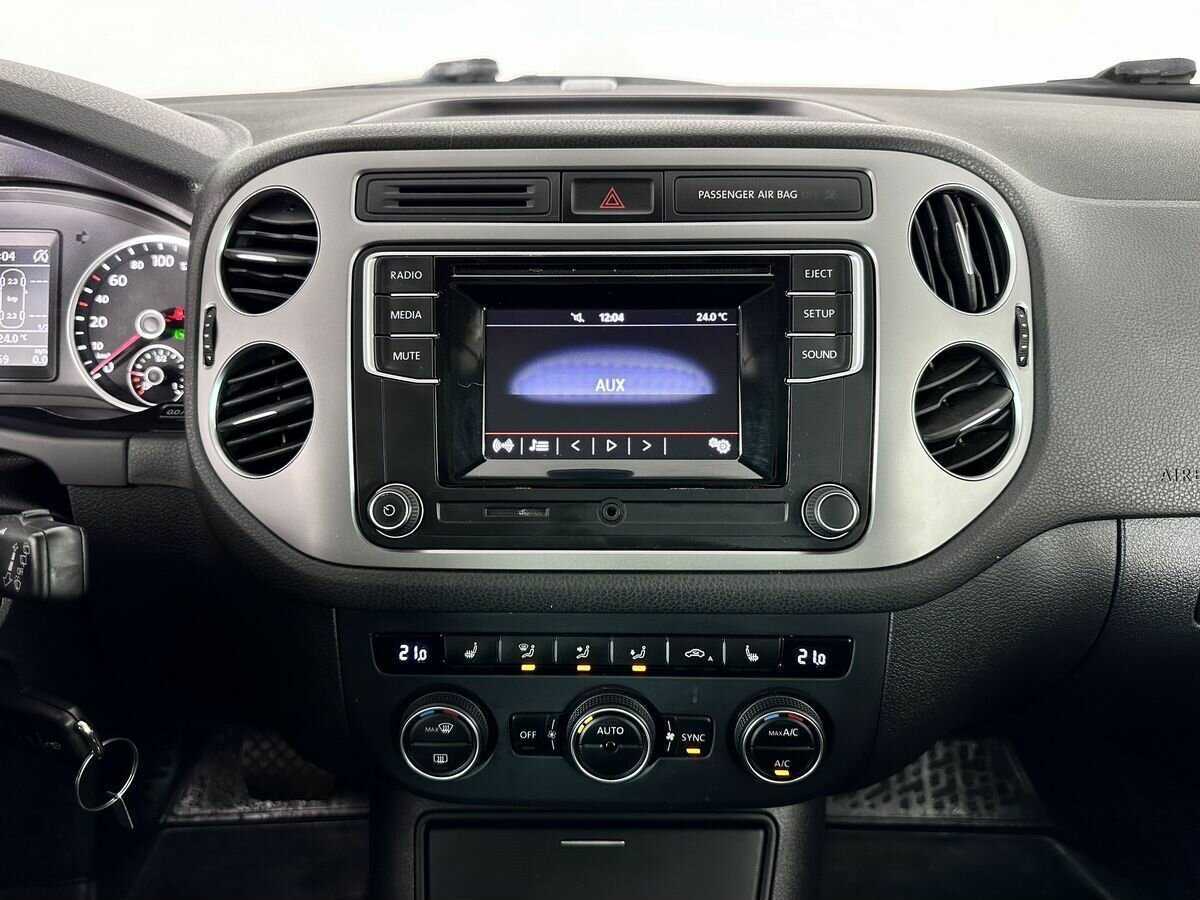 Volkswagen Tiguan, 2016 Фото №13