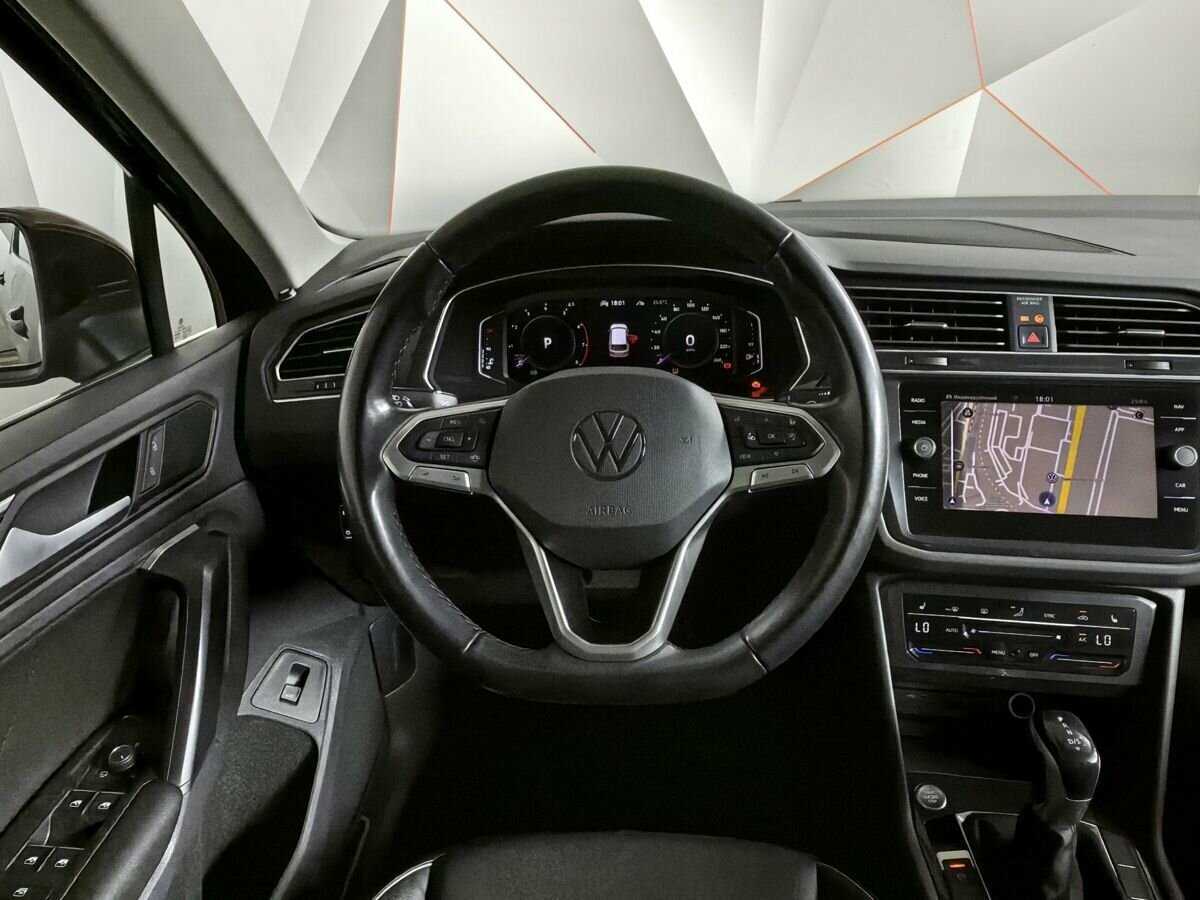Volkswagen Tiguan, 2021 Фото №15