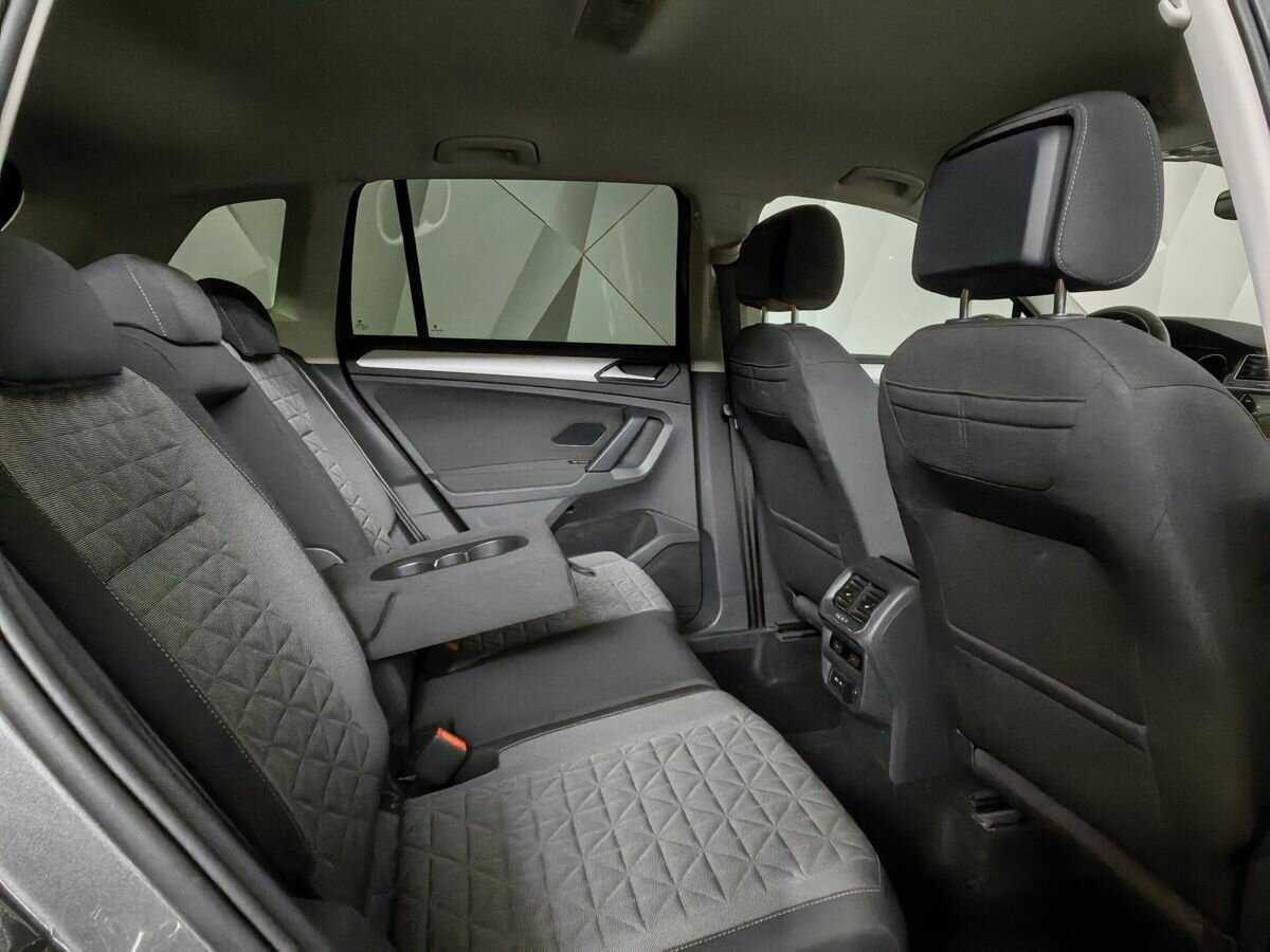 Volkswagen Tiguan, 2021 Фото №12