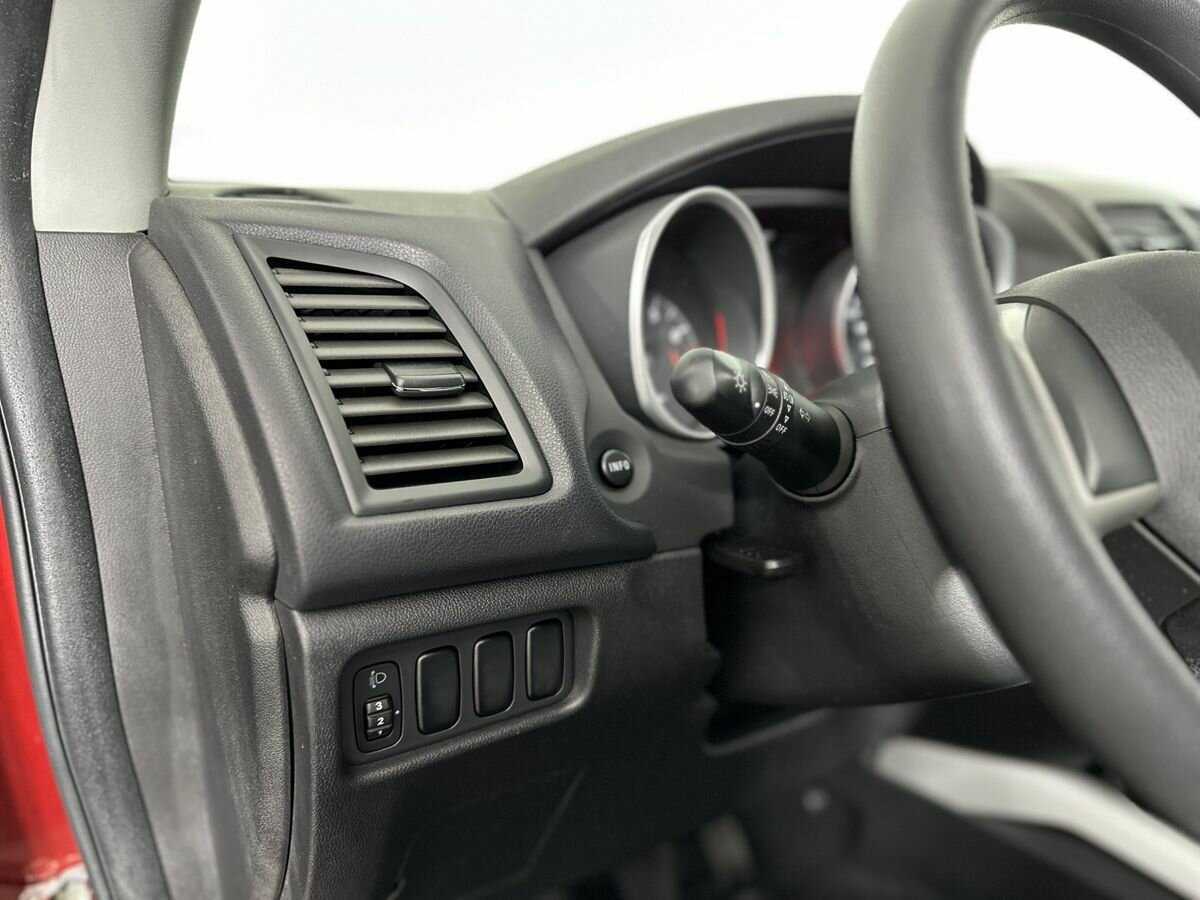 Mitsubishi ASX, 2013 Фото №9