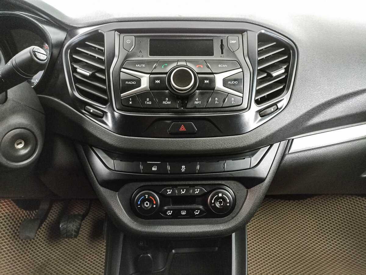 Lada (ВАЗ) Vesta, 2017 Фото №15