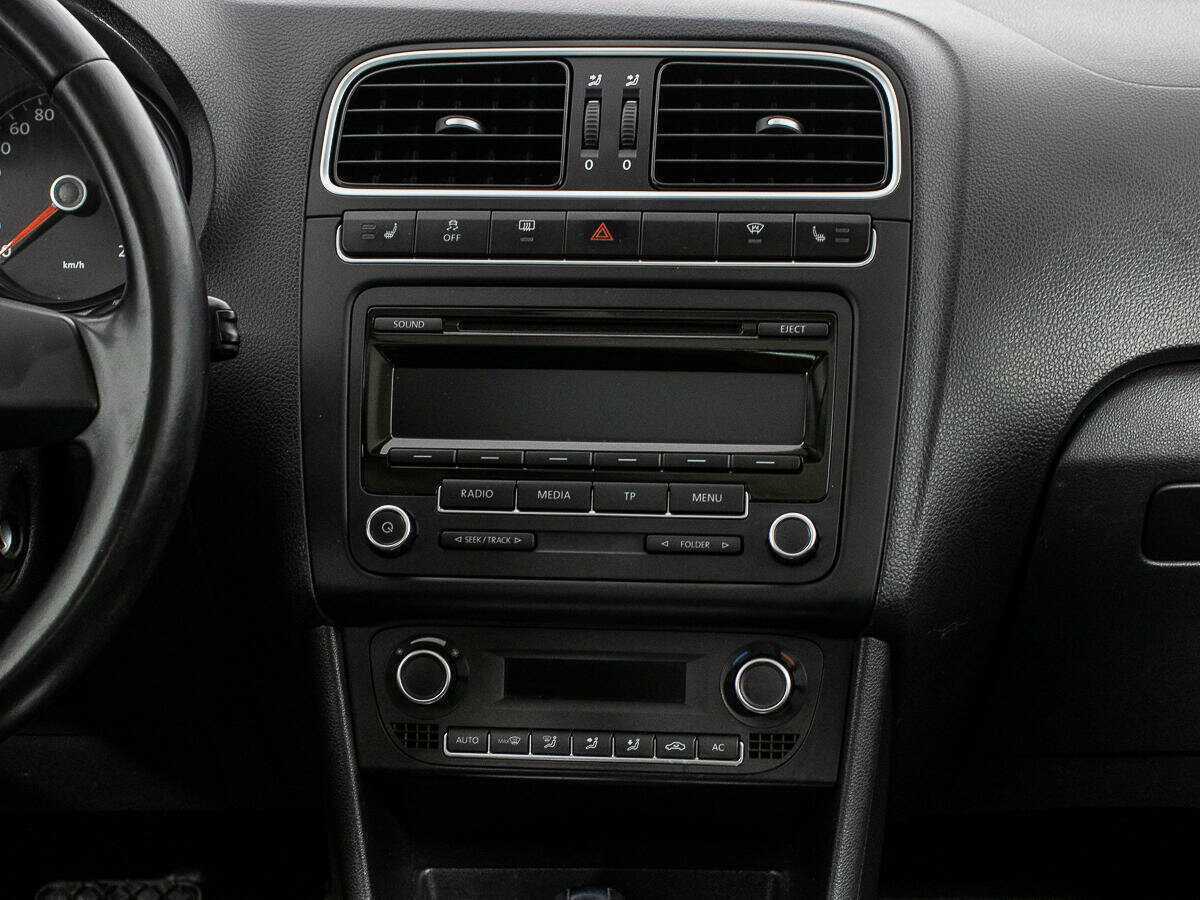 Volkswagen Polo, 2012 Фото №14