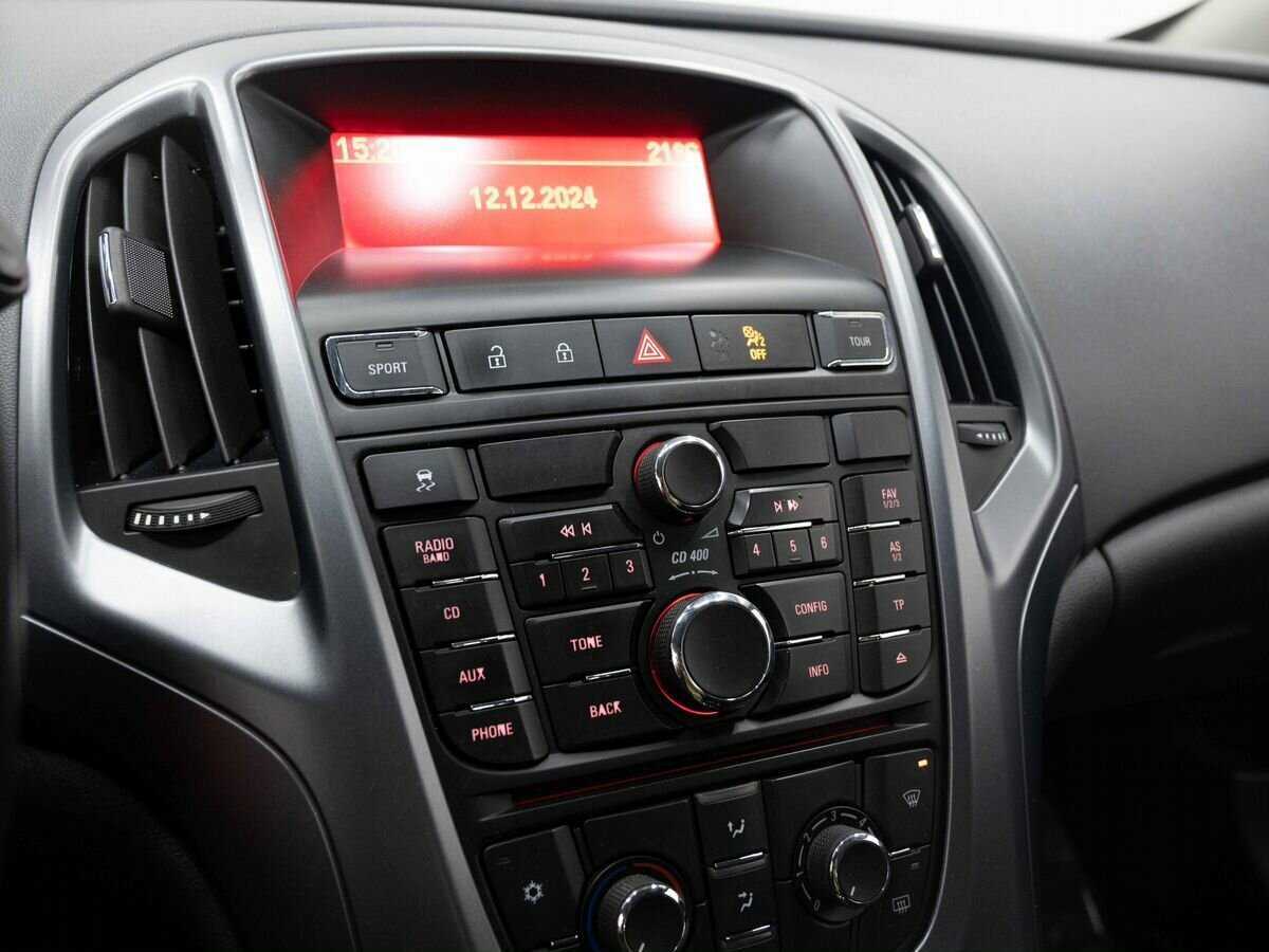 Opel Astra GTC, 2012 Фото №18