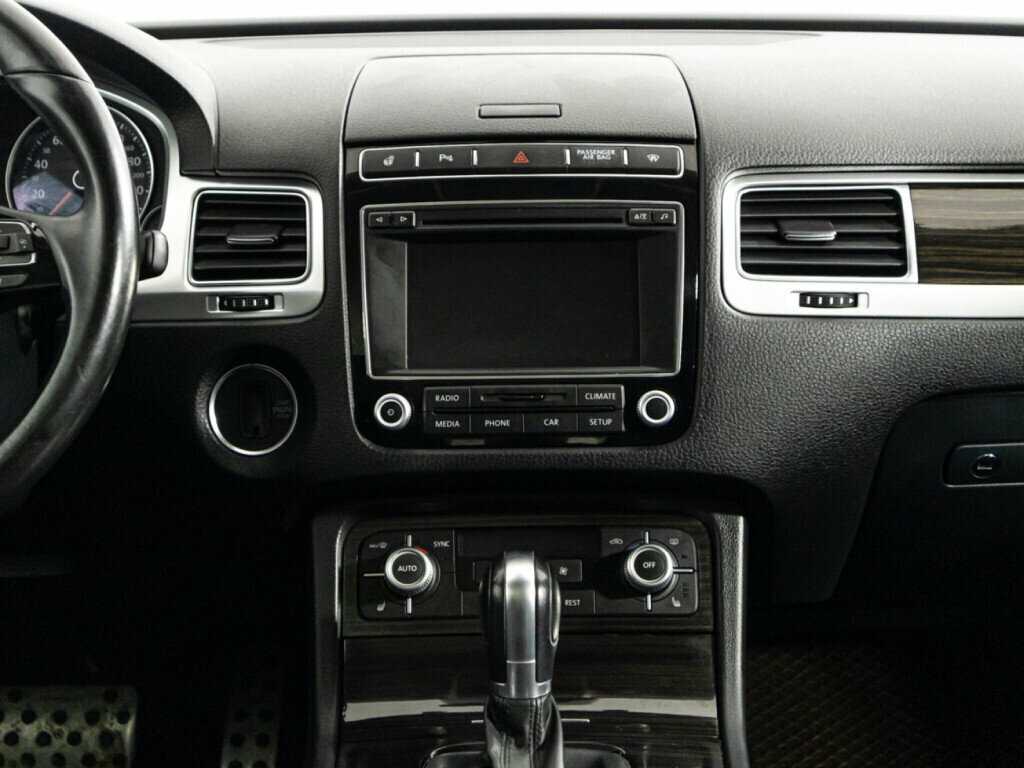 Volkswagen Touareg, 2015 Фото №14