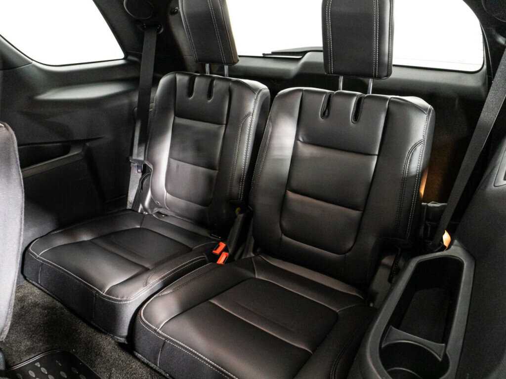 Ford Explorer, 2018 Фото №16