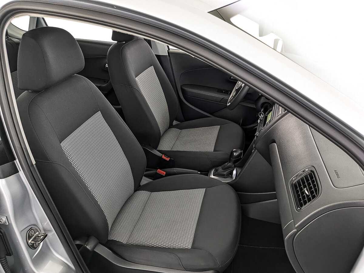 Volkswagen Polo, 2015 Фото №24