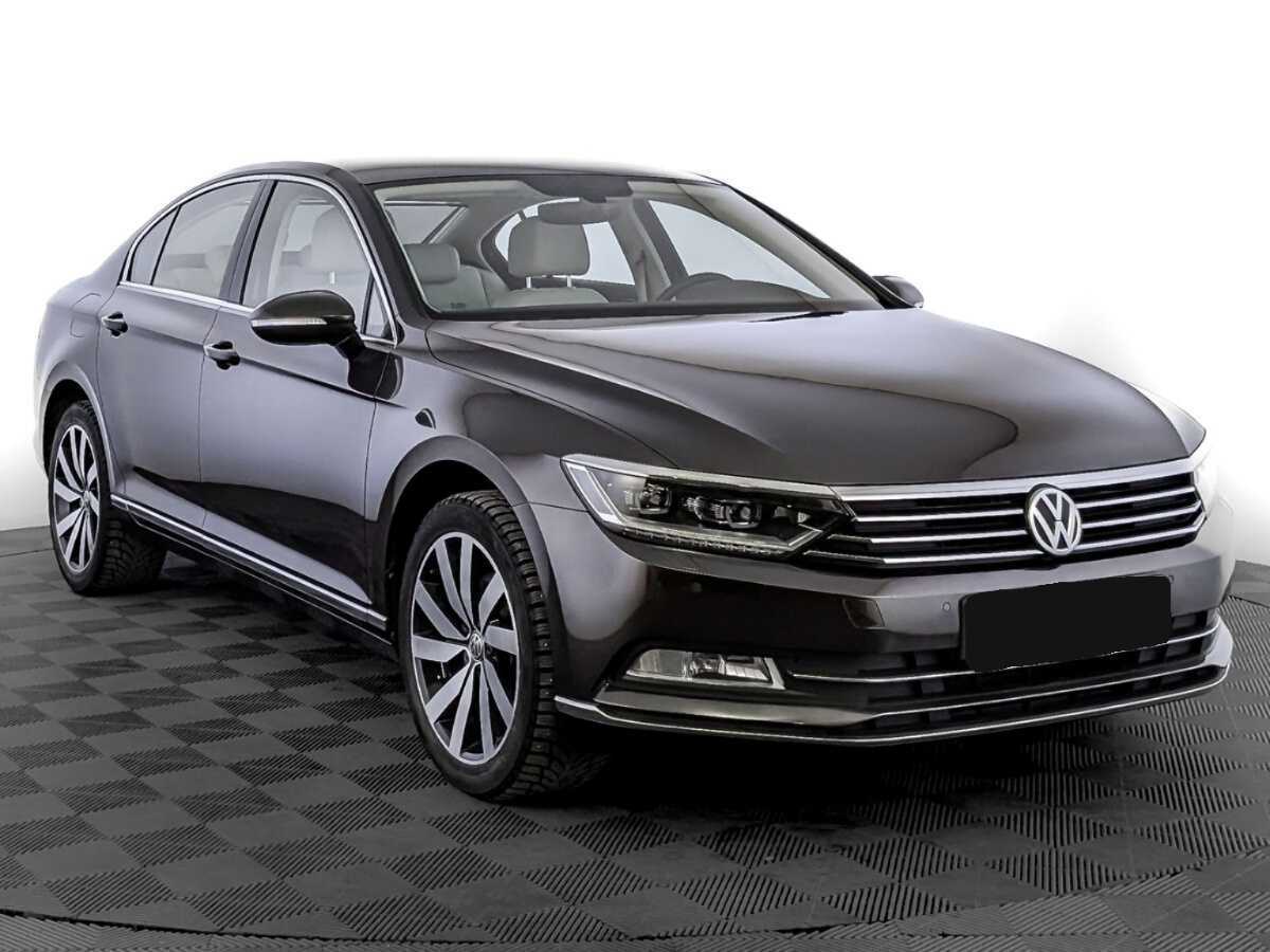Volkswagen Passat, 2017 - 75 878 км. | Фото №3