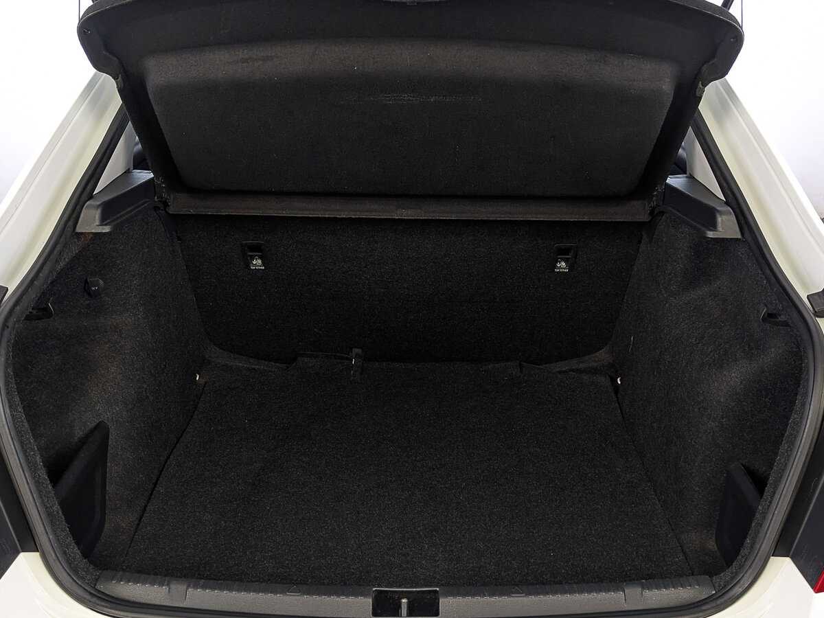 Skoda Rapid, 2017 Фото №10