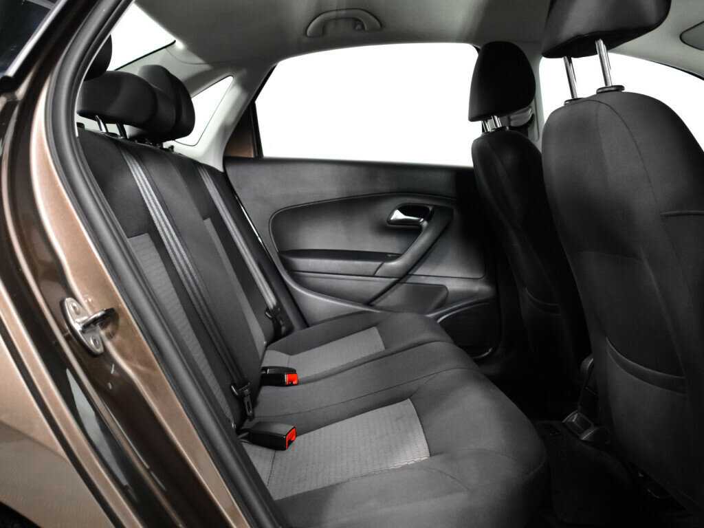 Volkswagen Polo, 2015 Фото №10