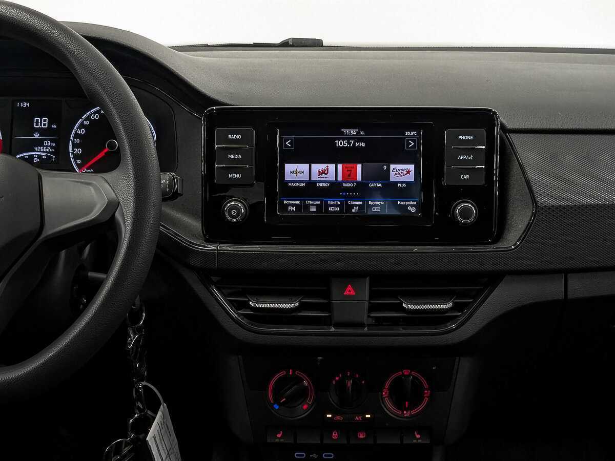 Volkswagen Polo, 2020 Фото №17