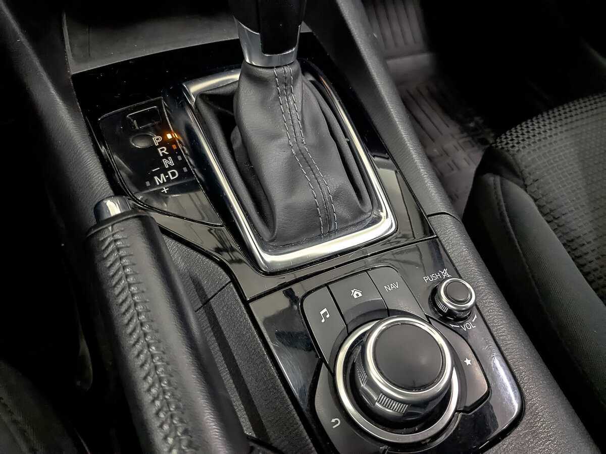 Mazda 3, 2018 Фото №25