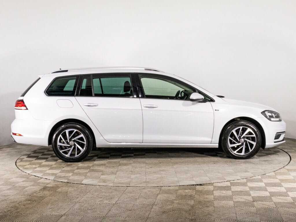 Volkswagen Golf, 2018 - 141 712 км. | Фото №4