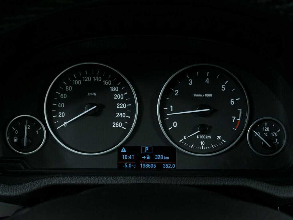 BMW X3 20i xDrive, 2015 Фото №12