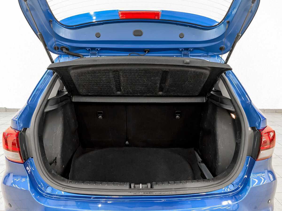 Kia Rio X-Line, 2020 Фото №10