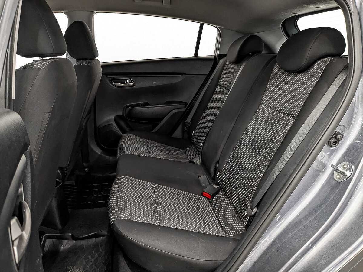 Kia Rio X-Line, 2020 Фото №15