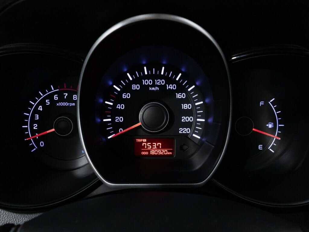 Kia Rio, 2013 Фото №12