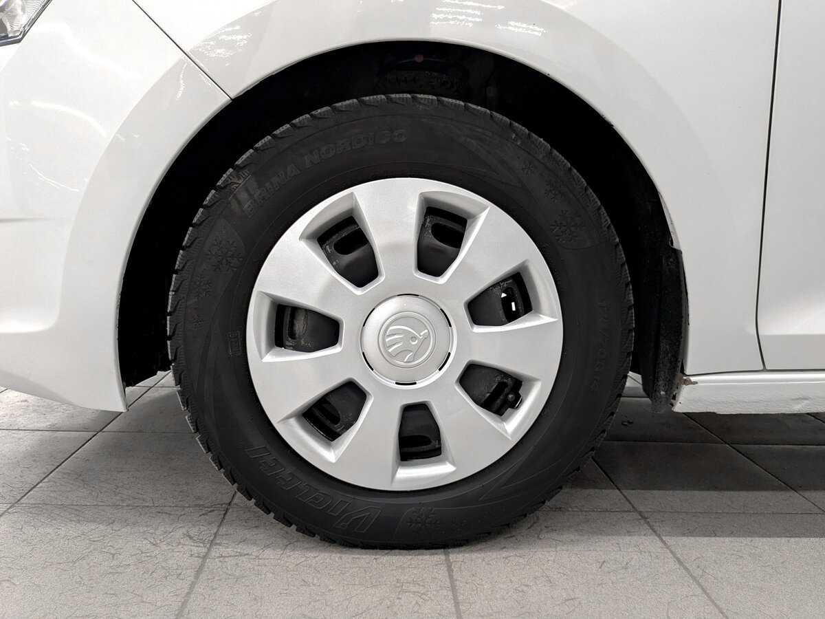 Skoda Rapid, 2017 Фото №18