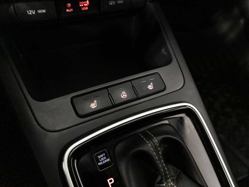 Kia Rio X-Line, 2020 Фото №18