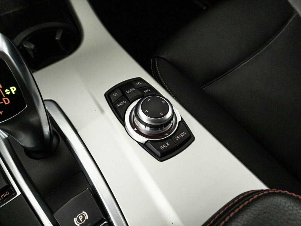 BMW X3 20d xDrive, 2012 Фото №17