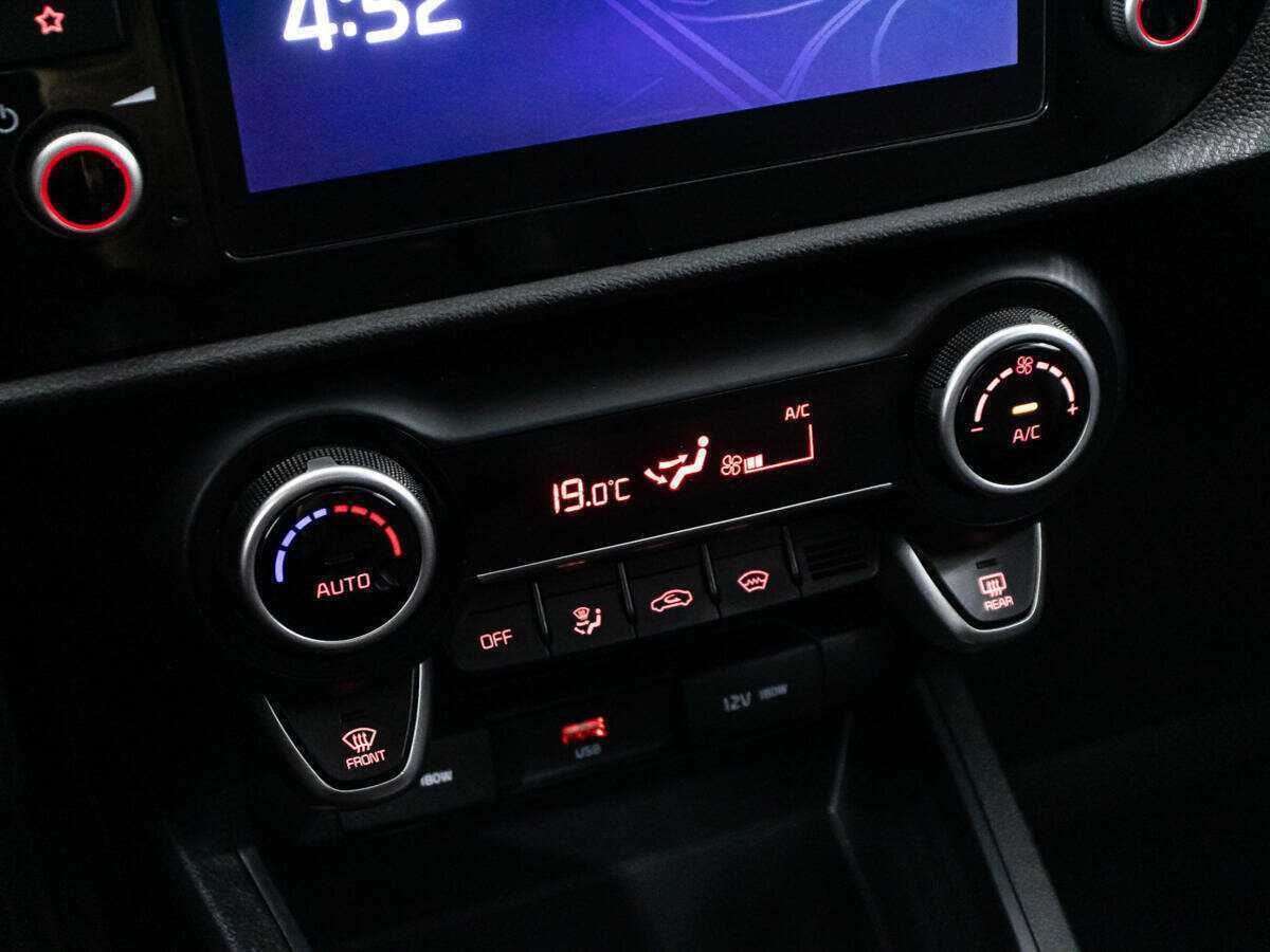 Kia Rio, 2021 Фото №18