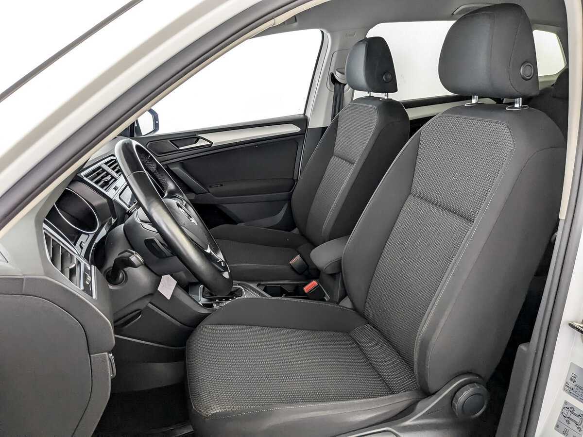Volkswagen Tiguan, 2020 Фото №20