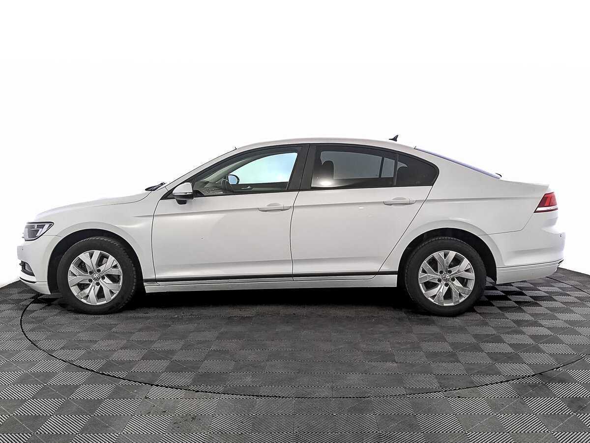 Volkswagen Passat, 2017 - 120 532 км. | Фото №8
