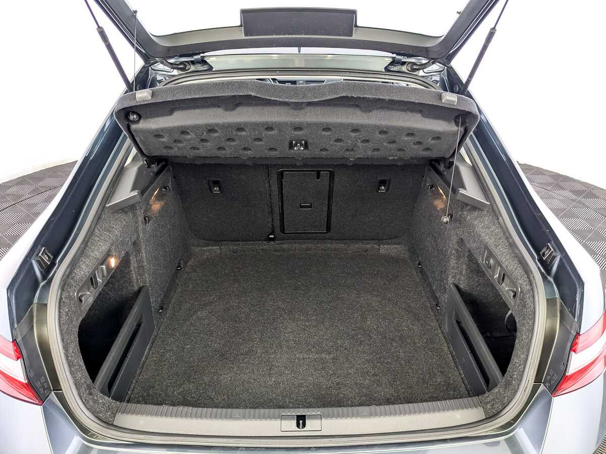 Skoda Superb, 2018 Фото №10