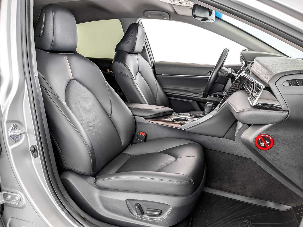 Toyota Camry, 2019 Фото №21